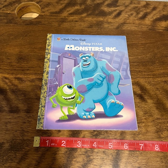 5:$20 Monsters inc book f - Picture 4 of 4